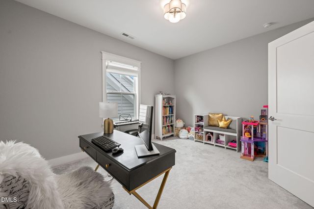 117 Acorn Crossing Road, Holly Springs, NC 27539