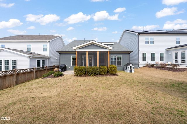 117 Acorn Crossing Road, Holly Springs, NC 27539