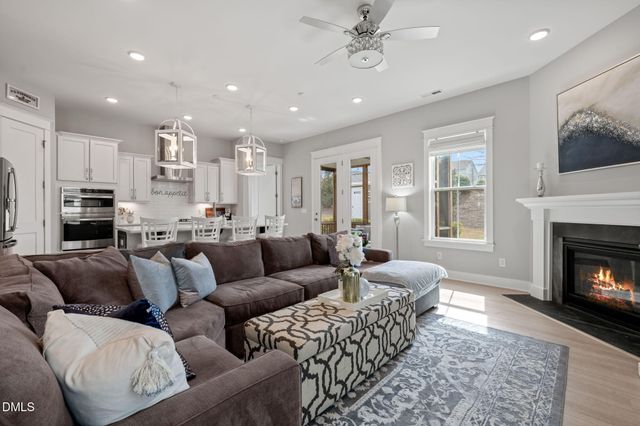 117 Acorn Crossing Road, Holly Springs, NC 27539