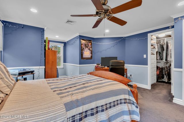 62 Knox Lane, Manalapan, NJ 07726