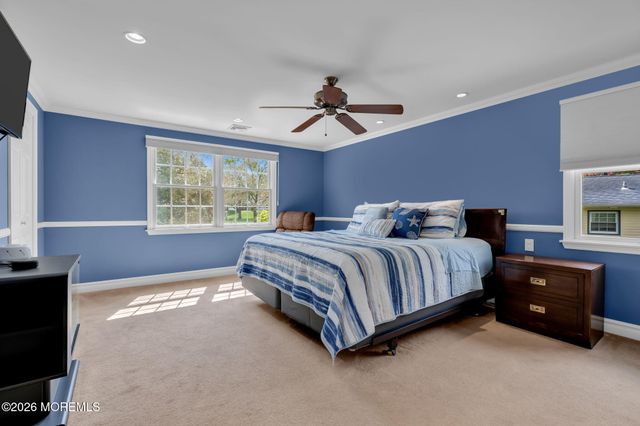 62 Knox Lane, Manalapan, NJ 07726