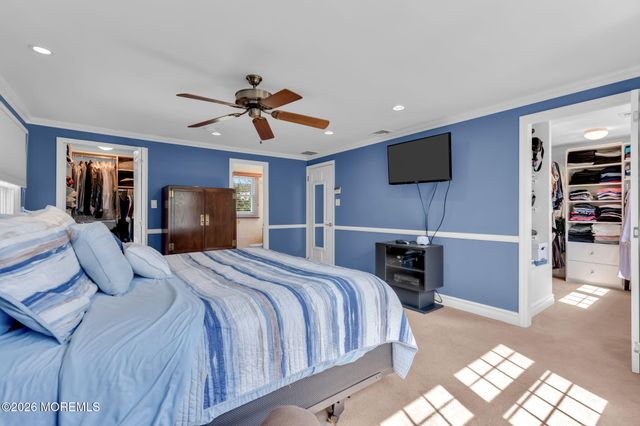 62 Knox Lane, Manalapan, NJ 07726