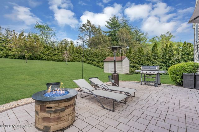 62 Knox Lane, Manalapan, NJ 07726