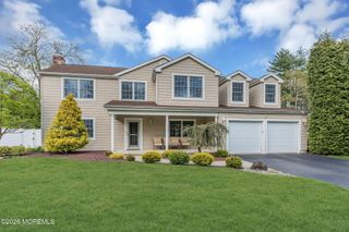 62 Knox Lane, Manalapan, NJ 07726
