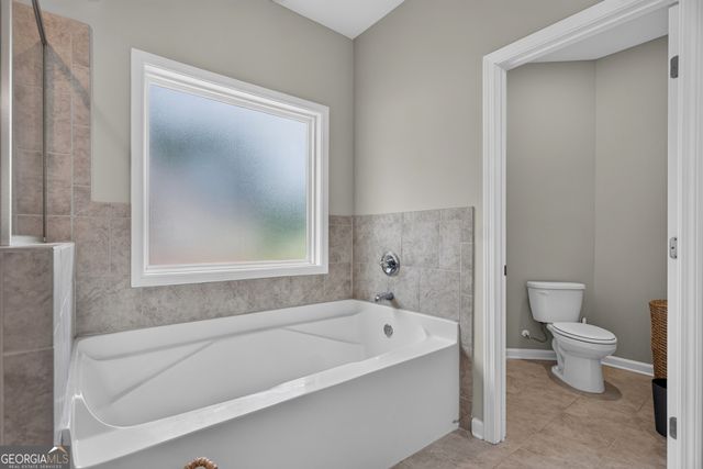 200 Fenwick Farms Drive, Lagrange, GA 30241