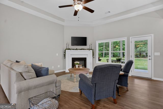 200 Fenwick Farms Drive, Lagrange, GA 30241