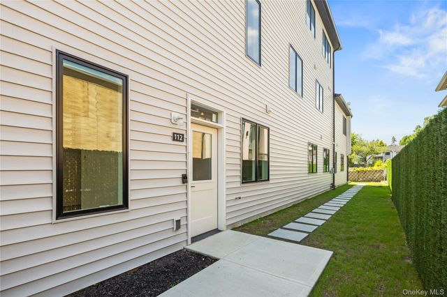 15 Calvert Drive 111, Monsey, NY 10952