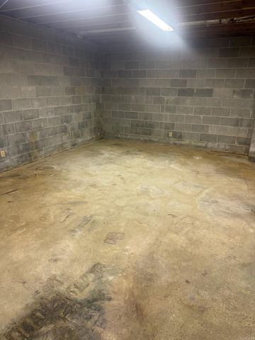 746 Unity Road, Arkadelphia, AR 71923