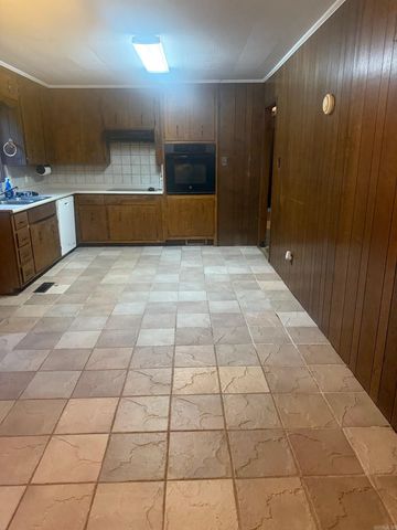 746 Unity Road, Arkadelphia, AR 71923