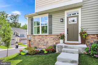 240 AVALON DR, Media, PA 19063