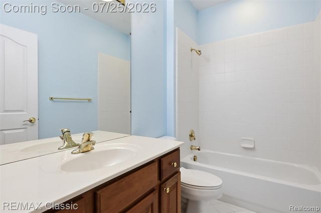 44764 Aspen Ridge Drive 116, Northville, MI 48168