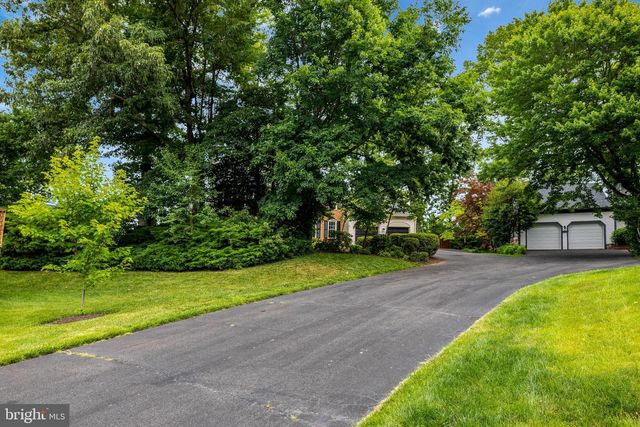 10800 STEVEN LEE CT, Fairfax, VA 22032