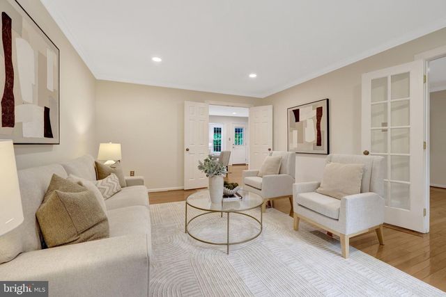 10800 STEVEN LEE CT, Fairfax, VA 22032