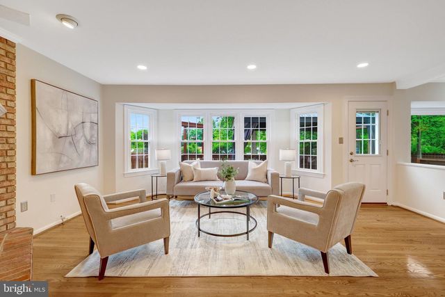10800 STEVEN LEE CT, Fairfax, VA 22032
