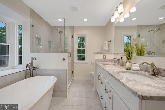10800 STEVEN LEE CT, Fairfax, VA 22032