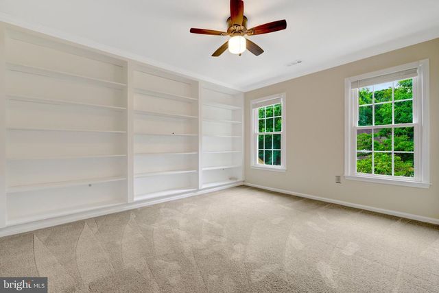 10800 STEVEN LEE CT, Fairfax, VA 22032