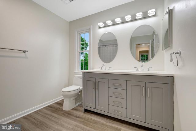 10800 STEVEN LEE CT, Fairfax, VA 22032