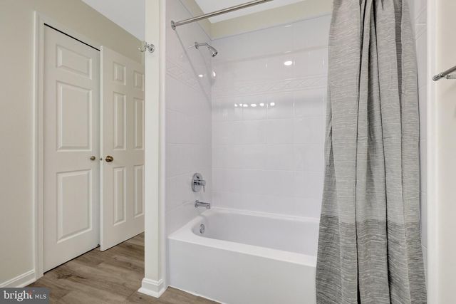 10800 STEVEN LEE CT, Fairfax, VA 22032