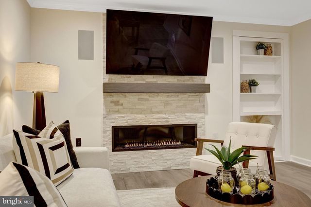 10800 STEVEN LEE CT, Fairfax, VA 22032