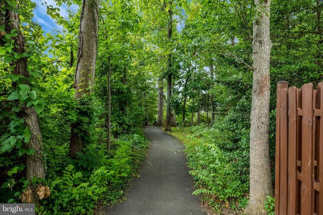 10800 STEVEN LEE CT, Fairfax, VA 22032