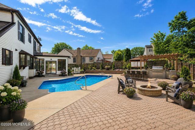 97 Windsor Drive, Eatontown, NJ 07724