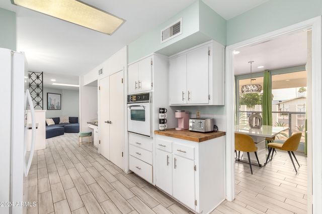 4428 W Laurie Lane, Glendale, AZ 85302