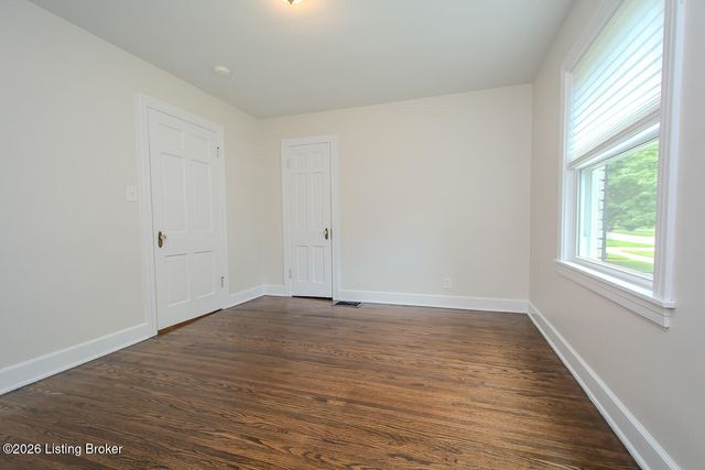 4214 Churchill Rd, Louisville, KY 40207