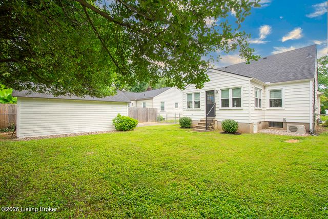4214 Churchill Rd, Louisville, KY 40207