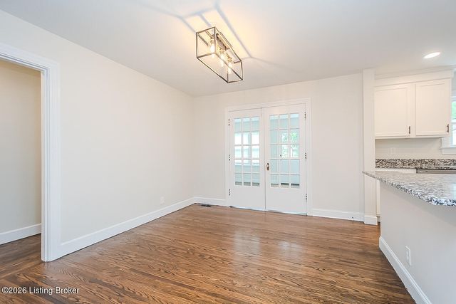 4214 Churchill Rd, Louisville, KY 40207