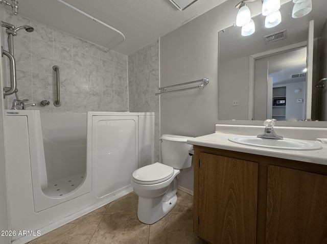 2151 N MERIDIAN Road 55, Apache Junction, AZ 85120