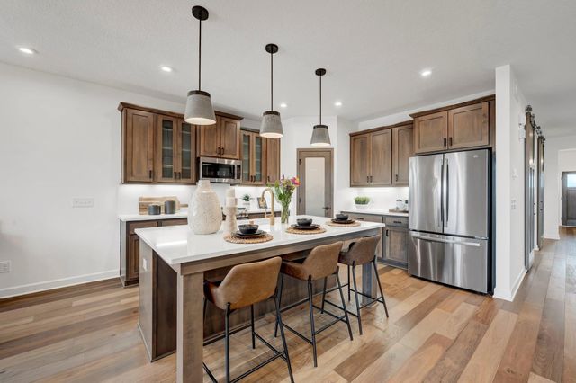 20125 Glanville Way, Lakeville, MN 55044