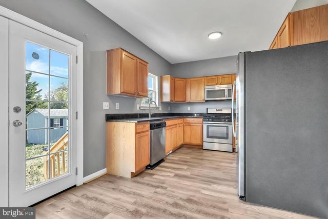 2835 HACKNEY LN, Waldorf, MD 20602