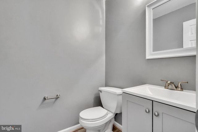 2835 HACKNEY LN, Waldorf, MD 20602