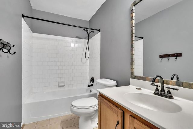 2835 HACKNEY LN, Waldorf, MD 20602