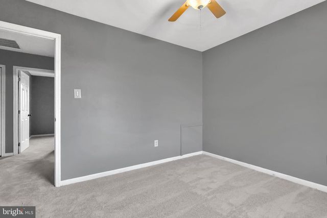 2835 HACKNEY LN, Waldorf, MD 20602