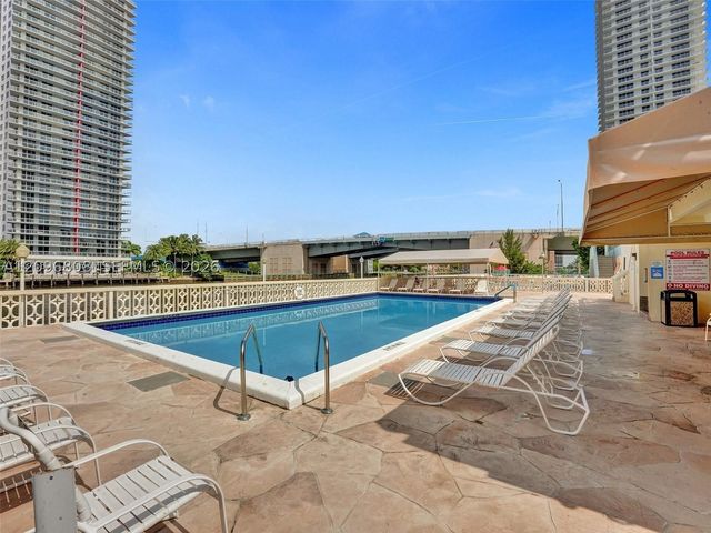 1825 S Ocean Dr 1004, Hallandale Beach, FL 33009