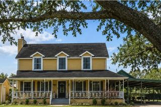 803 Hennesey Drive, Richmond, TX 77406