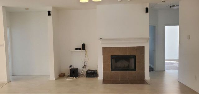 502 Darlene Trail, Euless, TX 76039