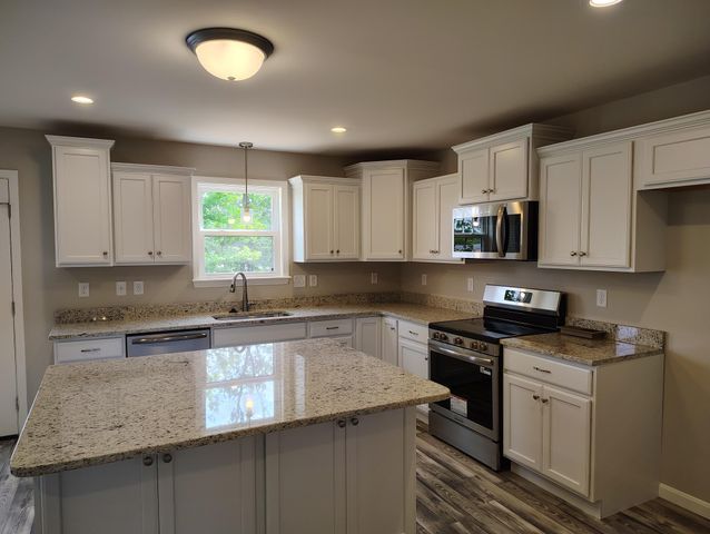 10737 Melbury Court, 293GL, Independence, KY 41051