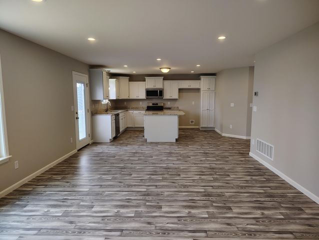 10737 Melbury Court, 293GL, Independence, KY 41051