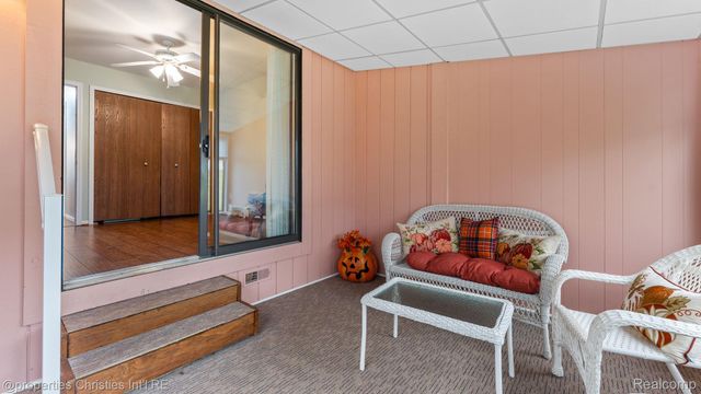 25106 Hamilton Court, South Lyon, MI 47178