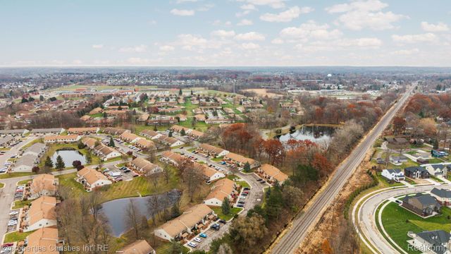 25106 Hamilton Court, South Lyon, MI 47178