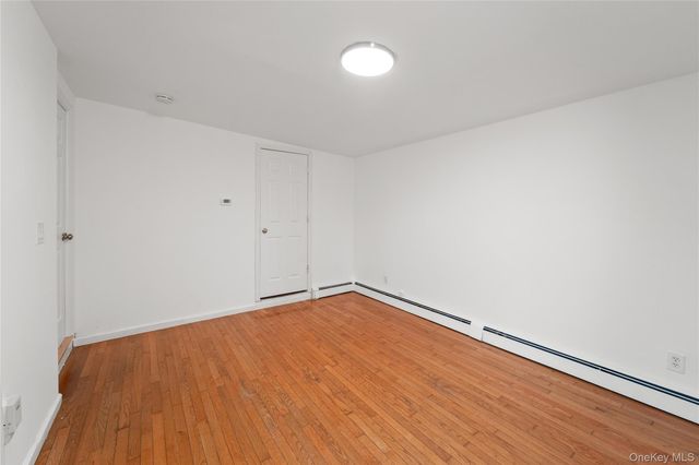 181 S Alleghany Avenue, Lindenhurst, NY 11757