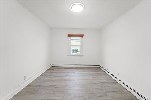 181 S Alleghany Avenue, Lindenhurst, NY 11757