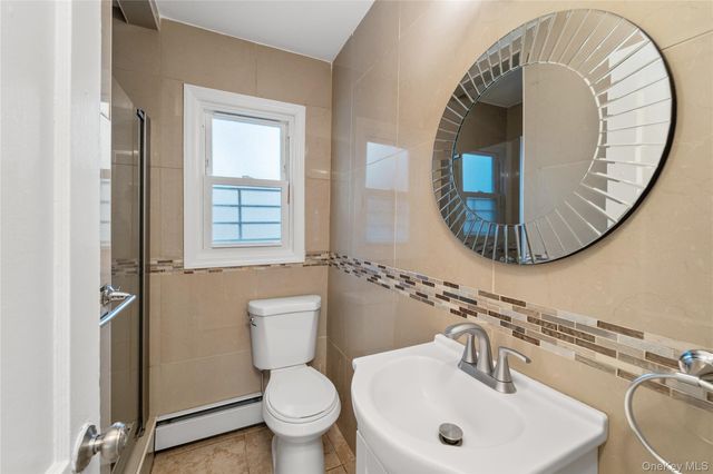 181 S Alleghany Avenue, Lindenhurst, NY 11757