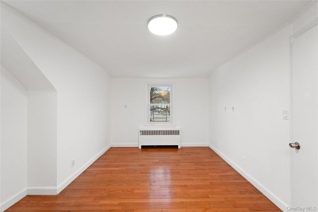 181 S Alleghany Avenue, Lindenhurst, NY 11757