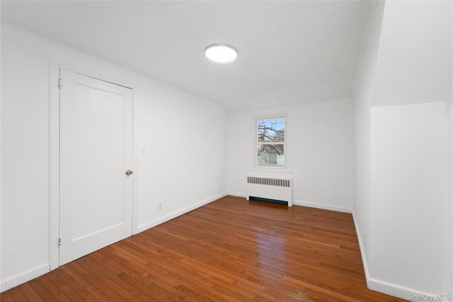 181 S Alleghany Avenue, Lindenhurst, NY 11757