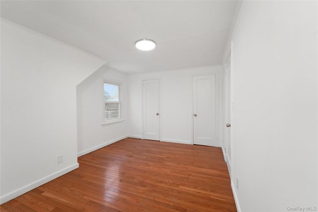 181 S Alleghany Avenue, Lindenhurst, NY 11757