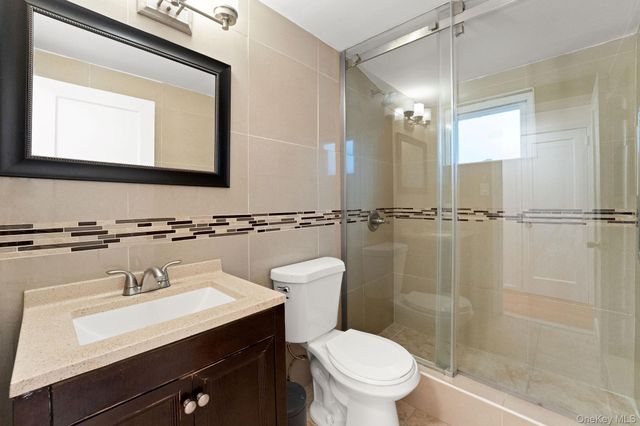 181 S Alleghany Avenue, Lindenhurst, NY 11757