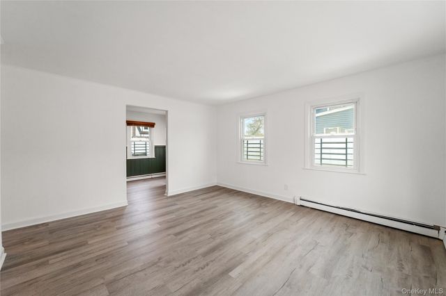 181 S Alleghany Avenue, Lindenhurst, NY 11757
